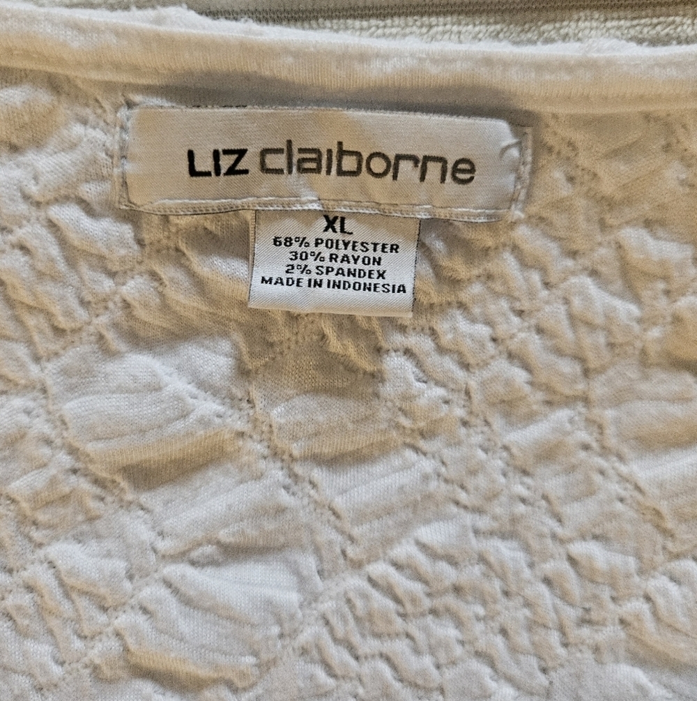 Liz Claiborne White Textured Short Sleeve Top Size XL - Picture 3 of 5